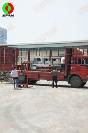 蔬果去皮清洗\提升風干等加工處理設備裝車發(fā)往惠州客戶！